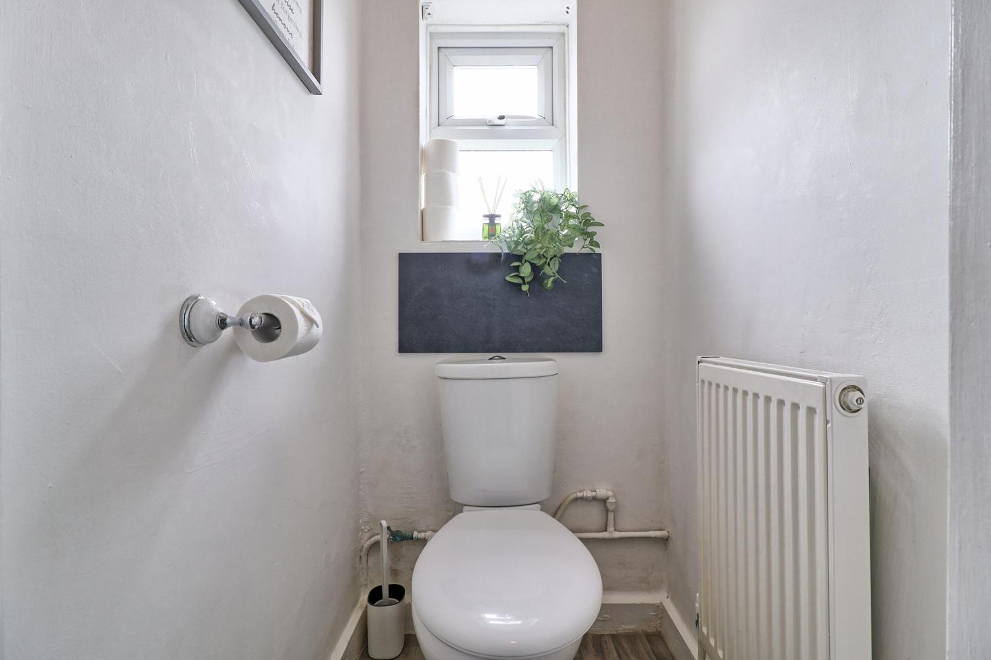 Luxury 3-Bed Apartment Near To London With Parking Hornchurch المظهر الخارجي الصورة