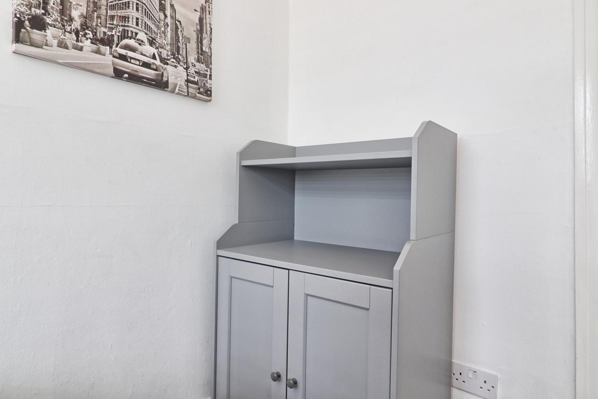 Luxury 3-Bed Apartment Near To London With Parking Hornchurch المظهر الخارجي الصورة
